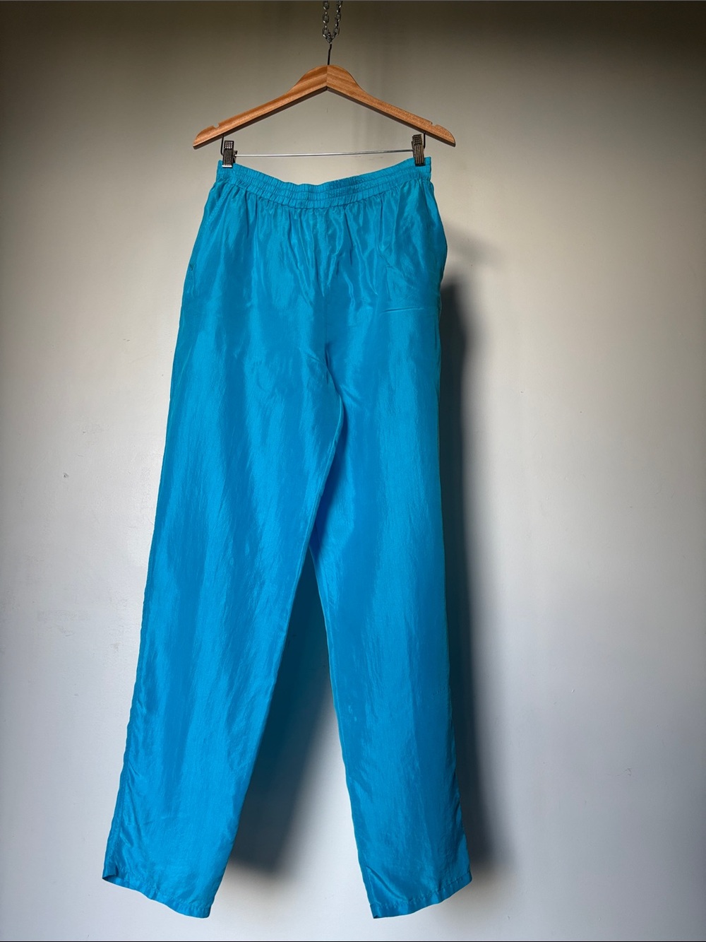Vintage 90’s Straight-Leg Pants in Bright Turquoise 100% Silk Size Large